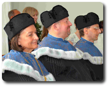 Vice chancellor Gutierrez-Lobos, Prof. Lanzenberger and Prof. Hainfellner at the CLINS PhD graduation ceremony